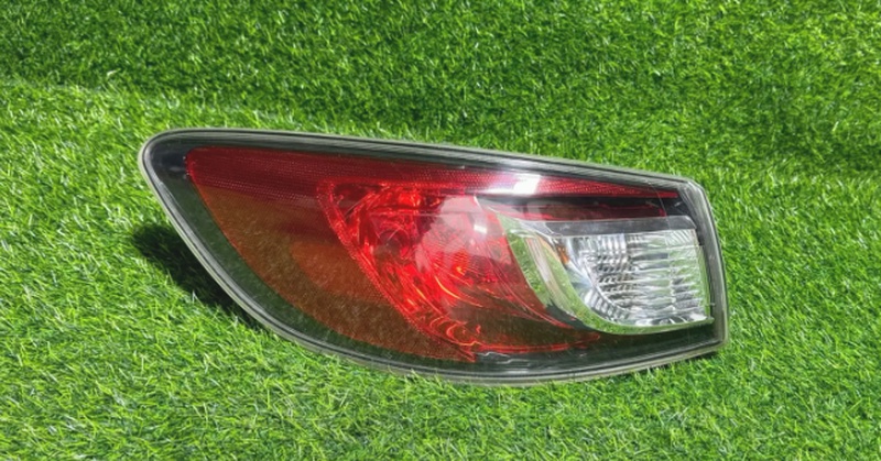 Задняя фара от Mazda 3 BL, 2008-2013г, левая сторона
